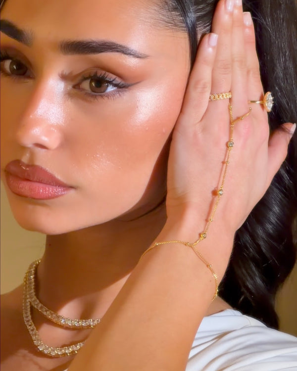 Demi Handchain Gold
