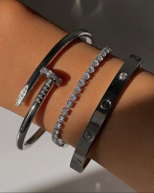 Kourtney Bangle Silver